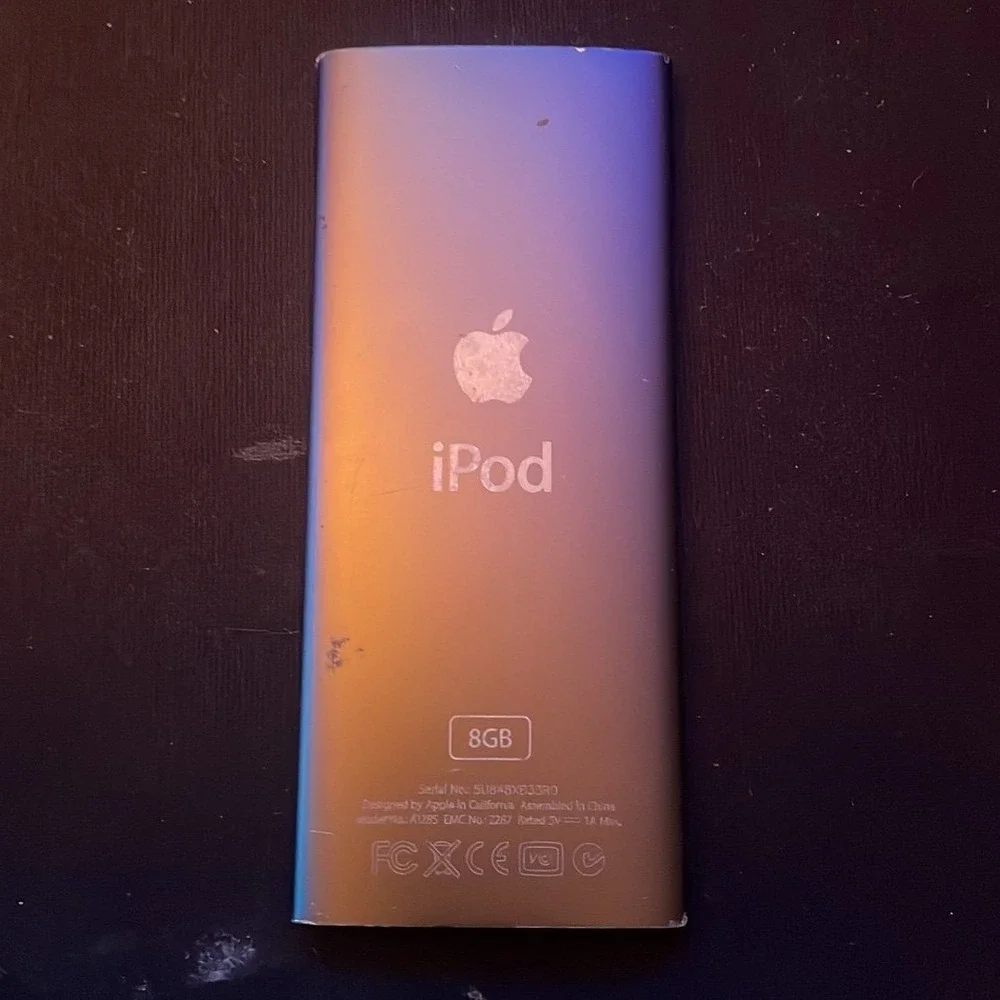 Apple iPod Nano 4th Generation 8GB Purple A1285 For Parts No Power